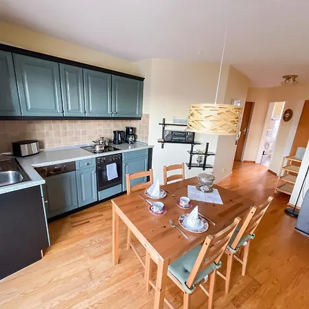 Marina Blick Apartment *