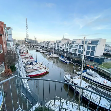 Marina Blick * Cuxhaven